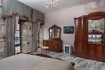 Hotel La Petra - Special Class *