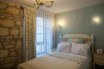 Hotel La Petra - Special Class *