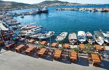 Hotel La Petra - Special Class *